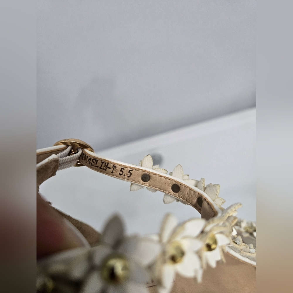 Idifu Flower Studded High Heels - Picture 14 of 17